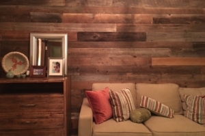 How to Find High-Quality Reclaimed Wood Wall Paneling