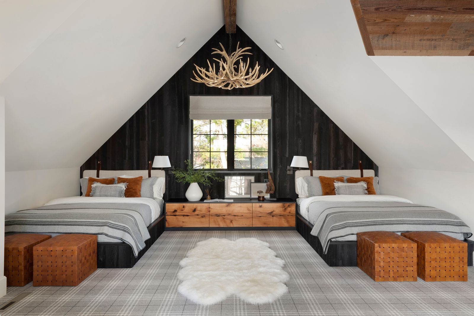 an incredible accent wall photo of a loft bedroom for the barn wood wall ideas blog