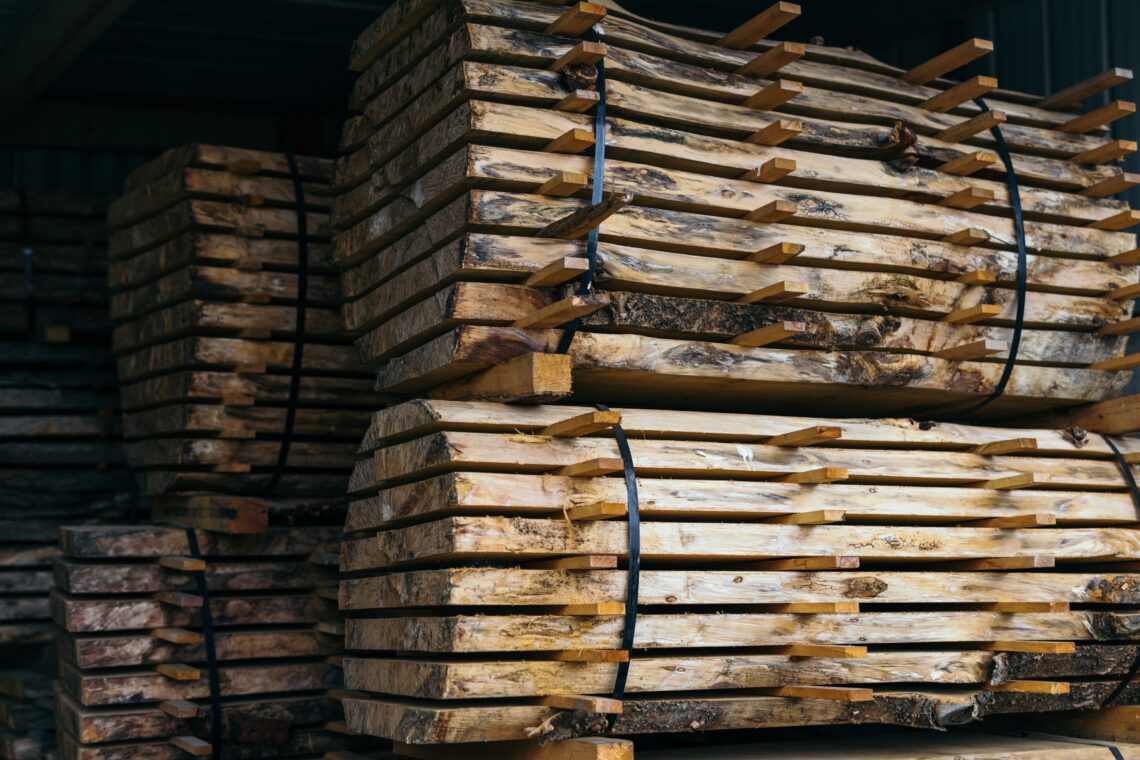 reclaimed wood timbers
