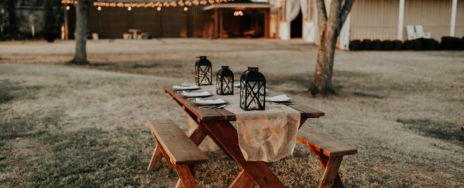 DIY reclaimed wood bench