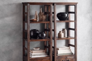 6 Inspiring Reclaimed Wood Bookcase Designs [Picture Examples]