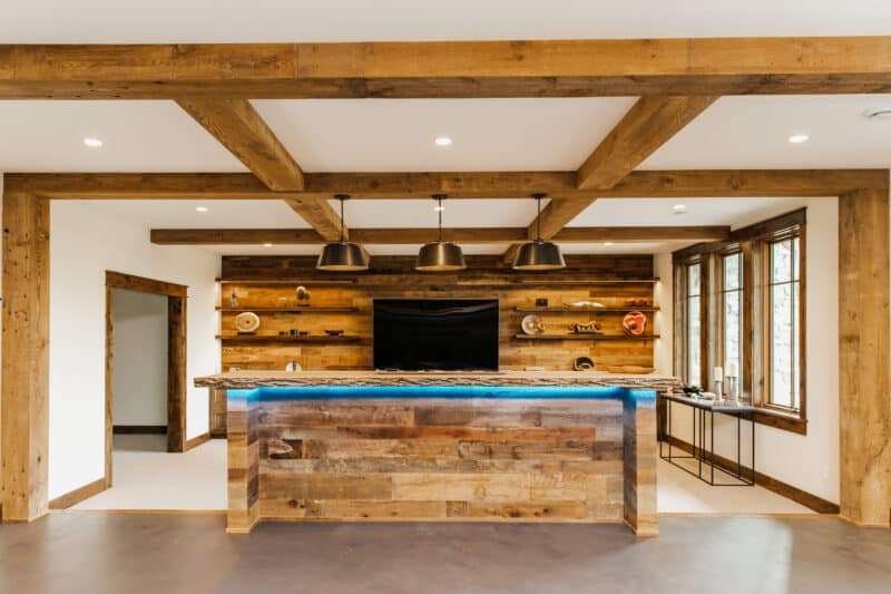 5 Reasons Why You Should Build a Reclaimed Wood Bar - Manomin Resawn ...