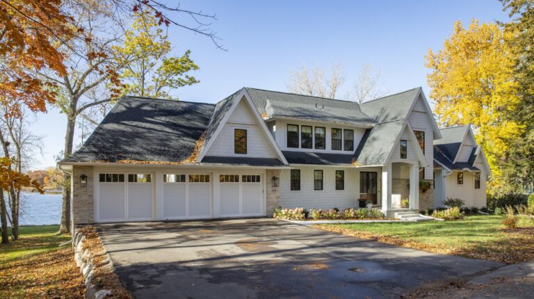 Minnesota home builders Zehnder Homes lake house in Shoreview, MN.