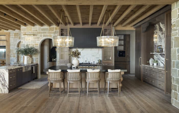 Luxury kitchen with exposed wood ceiling and natural box beams, blending rustic charm with modern elegance. A perfect example of wood ceiling ideas featuring warm tones, open beams, and sophisticated finishes.